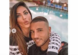 Guendalina tavassi (screenshot instagram) guendalina ama mettersi in mostra sui social per i suoi circa 1.200.000 follower. Guendalina Tavassi Conferma La Fine Del Matrimonio Ma Restano Nella Stessa Casa Foto Ultime Notizie Flash