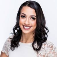 Brooke Charron's Instagram, Twitter & Facebook