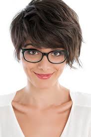 Cheveux Courts Lunettes Cheveux Courts Lunettes Cheveux Courts Coupe De Cheveux Courte