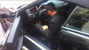 Cyril hanouna répond de nouveau à alain chabat en direct dans tpmp. Mission Raymond Il Doit Trouver Sa Voiture James Bond Youtube