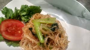 Resep bihun goreng cara masak bihun goreng. Makanyuk Weekend Gini Paling Enak Ngemil Yah Foodies Makanyuk Punya Pilihan Menu Cemilan Yg Bikin Kenyang Bihun Goreng Family Time Makin Seru Deh Kenyang Dan Tetep Sehat Dibanding Ngemil Junkfood