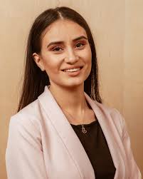 Carla Robles — Therapyluv