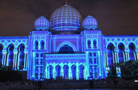 #pestalampu2018putrajaya | 139.5k people have watched this. 5 Sebab Anda Rugi Tak Pergi Pesta Lampu Putrajaya