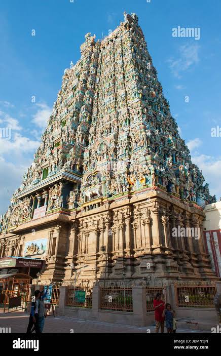 Madurai temple pillars india hi-res stock photography and images - Alamy