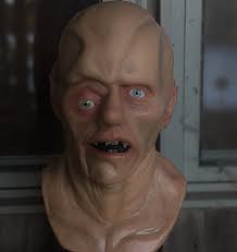 Two'fer Tuesday. Flashback Brooker bust I finished for a client. Eyes by  @fourthsealstudios I should buy stock at this point tbh Sculpt by  @danielbachenberg