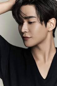 I would like to remind fans of Kim Woo Bin, Kim Soo Hyun, Cha Eun Woo, Ji  Chang Wook... one last time this is the group I created for Rowoon oppa to