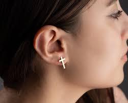 9ct Gold Cross Stud Earrings