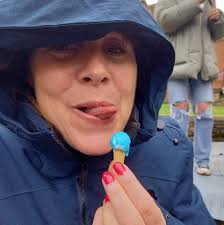 Hi all! I'm currently driving a V70. I'm looking to move