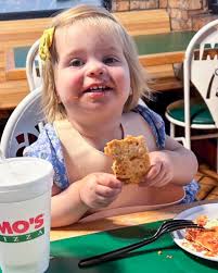 Are you earning FREE Imo's Pizza? Sign up for Square Deals and make your  orders count! (Plus, get Squared away with upcoming deals. 😉)  www.imospizza.com/rewards #STL #ImosPizza