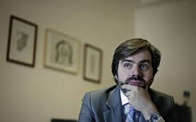 Estou convicto que poderei dar à minha terra a vida, a dinâmica e a centralidade que merece. Joao Almeida Repete Coordenacao Do Cds No Inquerito A Cgd Banca Financas Jornal De Negocios