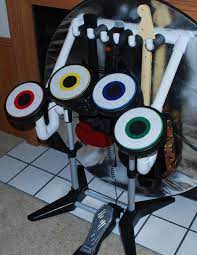Rock Band Guitar Stand With Optional Built In Drum Supports : 16 Steps  (With Pictures) - Instructables