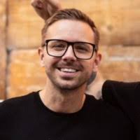 90+ "Hecht" profiles