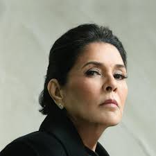 Santa santita (2004)