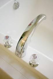 If you have the vanity cabinet, you will find them inside it tips for how to fix a leaky delta bathtub faucet? How To Fix A Bathtub Faucet That Won T Turn Bathtub Faucet Faucet Clean Bathtub