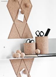 Pinnwand Pinnnadeln Und Becher Aus Kork Detaillierte Anleitung Diy Design Diy Zimmerdeko Dekoration