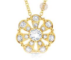 Vogue Crafts Designs Pvt Ltd Manufactures Floral Diamond And Gold Pendant At Wholesale Prices Gold Diamond Jewelry Gold Pendant Stylish Jewelry