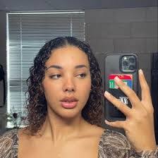 Jordan Curran's Instagram, Twitter & Facebook