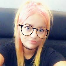 Kerri Murray ✨ (@kerrimurrayx)