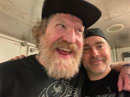RIP Brent………there will never be another one like you!!!! So glad we got to  spend lot of time around the world together!! #mastodon  #youdontneedtotellpeopletoputtheirfistsintheair #thepartywillneverbethesame