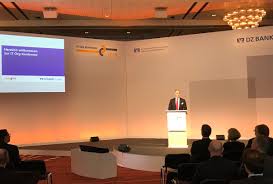 Dezember 2018 war kirsch vorsitzender des vorstands. Dz Bank Ag On Twitter Wir Werden Dann Erfolgreich Sein Wenn Fachabteilung Und It Einheit So Fruh Wie Moglich Zusammen Arbeiten Dzbank Vorstand Christian Brauckmann Eroffnet Itorg Konferenz Der Genossenschaftlichen Finanzgruppe In Frankfurt
