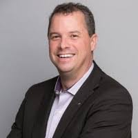 Mark Oakes's Instagram, Twitter & Facebook