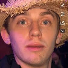 Cal Botsford (@BotsfordCal)