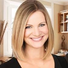 Deanna Ford's Instagram, Twitter & Facebook