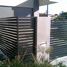 10 Modern Yard Fencing Ideas Modern Fence Design Modern Fence Fence Design