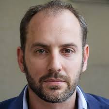 21 Entrepreneurs Reveal Their Favorite Business or Entrepreneur Turnaround  Story