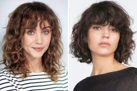 Cute curly pixie cut con frangia; Capelli Ricci Con Frangia Tanti Look A Cui Ispirarsi Capellistyle