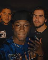 Zach Webber (@webberz19) • Instagram photos and videos