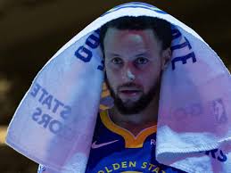 Stephen Curry dishes