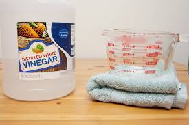 A vinegar rinse is a liquid solution of vinegar and other styling agents that you dispense through clean, wet hair after shampooing and conditioning. How To Restore Dry Hair With Vinegar