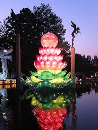 The toro nagashi lantern ceremony was held at the missouri botanical garden's japanese garden on sept. Pin On Chinese Lantern Festival At Missouri Botanical Gardens