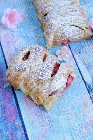Erdbeer Blatterteig Strudel Blatterteig Rezepte Suss Blatterteigkuchen Susse Desserts