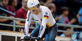 On the back of winning three world titles, track cyclist emma hinze became a gold medal hopeful before the coronavirus lockdown. Bahnradsport Weltmeisterschaften