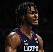 Men's Basketball: No. 4 Huskies keep the momentum rolling with 88-81  comeback win over Butler