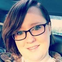 Bethany Yoder's Instagram, Twitter & Facebook