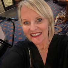 Introducing Dr Charlston Escudero Uy : A Founder and CEO of UDC