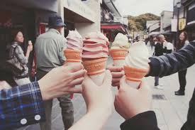 A mi me gustaría dedicar una canción a una persona que admiro y quie.ro. Canciones Para Dedicar A La Familia Que Elegimos Nuestros Amigos Musica Musica