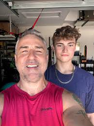 🏒 First goalie in NHL history to record a shutout as a teenager and at 40  years old. That doesn't happen by accident.🔥 It's not just skill—it's  confidence, discipline, work ethic, and