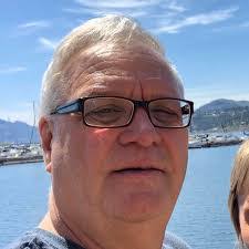 Brent Houle's Instagram, Twitter & Facebook