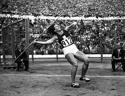 Athlete dana zatopkova passed away on march 13th. Zemrela Dana Zatopkova Bylo Ji 97 Let Seznam Zpravy