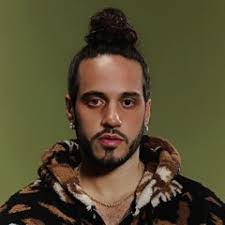 April Russ's Instagram, Twitter & Facebook