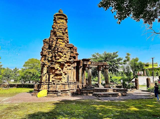 Mandi Bamora – Hazariya Mahadev Mandir | Puratattva