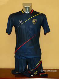 Maglia shirt trikot maillot lecce calcio training 90's. Maglie Lecce 2018 2019 Autoprodotte Con Marchio M908