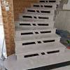 Marble stairs, stone staircases and granite stairways always with great personality, elegance and style. 1