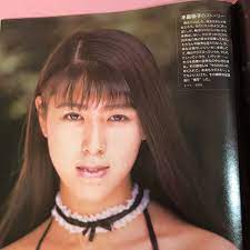 遊井 亮子 ヌード