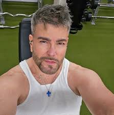 Robbie Salas (@robbierealtor) • Facebook