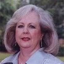 Mary Padgett's Instagram, Twitter & Facebook